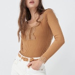 Top Salsa pour femme couleur camel, finition dentelle