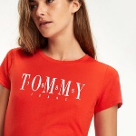 T Shirt femme Tommy Hilfiger Jeans rouge