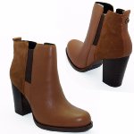 Chaussures Tommy Hilfiger femme type bottes courtes à talons en cuir cognac modèle Jade