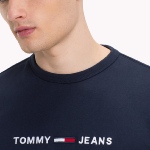 T Shirt Tommy Hilfiger Jeans bleu marine à manches longues