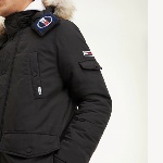 Manteau Parka Tommy Hilfiger homme couleur noir, col fausse fourrure