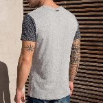 Tee Shirt Japan Rags Bello en coton gris avec poche et manches rayée