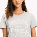 T Shirt femme Tommy Jeans gris logo blanc